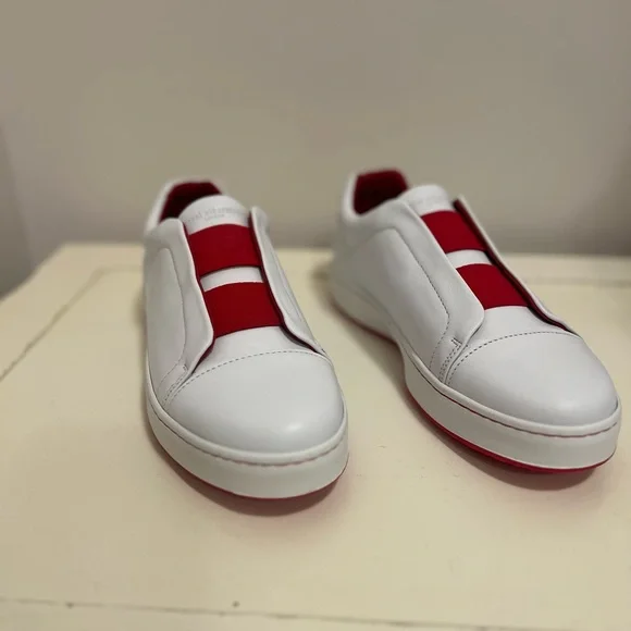 Royal Albartross Queen of Hearts - Picture 1 of 2